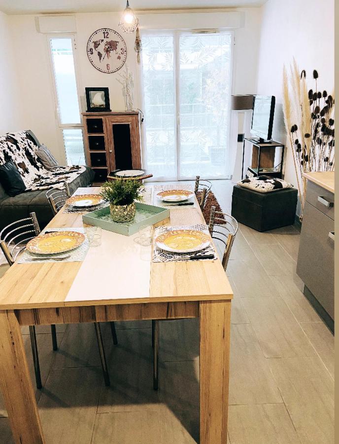 Appartement Avec Parking La Rochelle  Exteriér fotografie